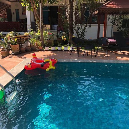 Naraya Homestay San Pa Tong Esterno foto